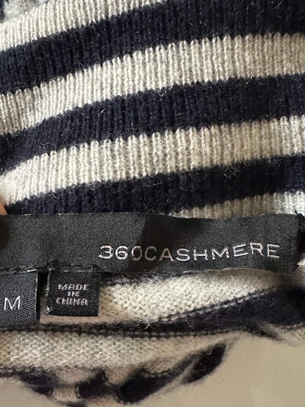 360 Cashmere Black Gray Stripe Turtleneck 100% Cashmere Sweater M - Picture 8 of 11